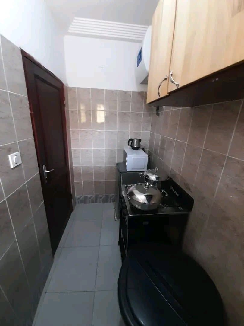 Chambre Propre Climatisée - Bon Rapport Qualité/Prix Yaoundé 7