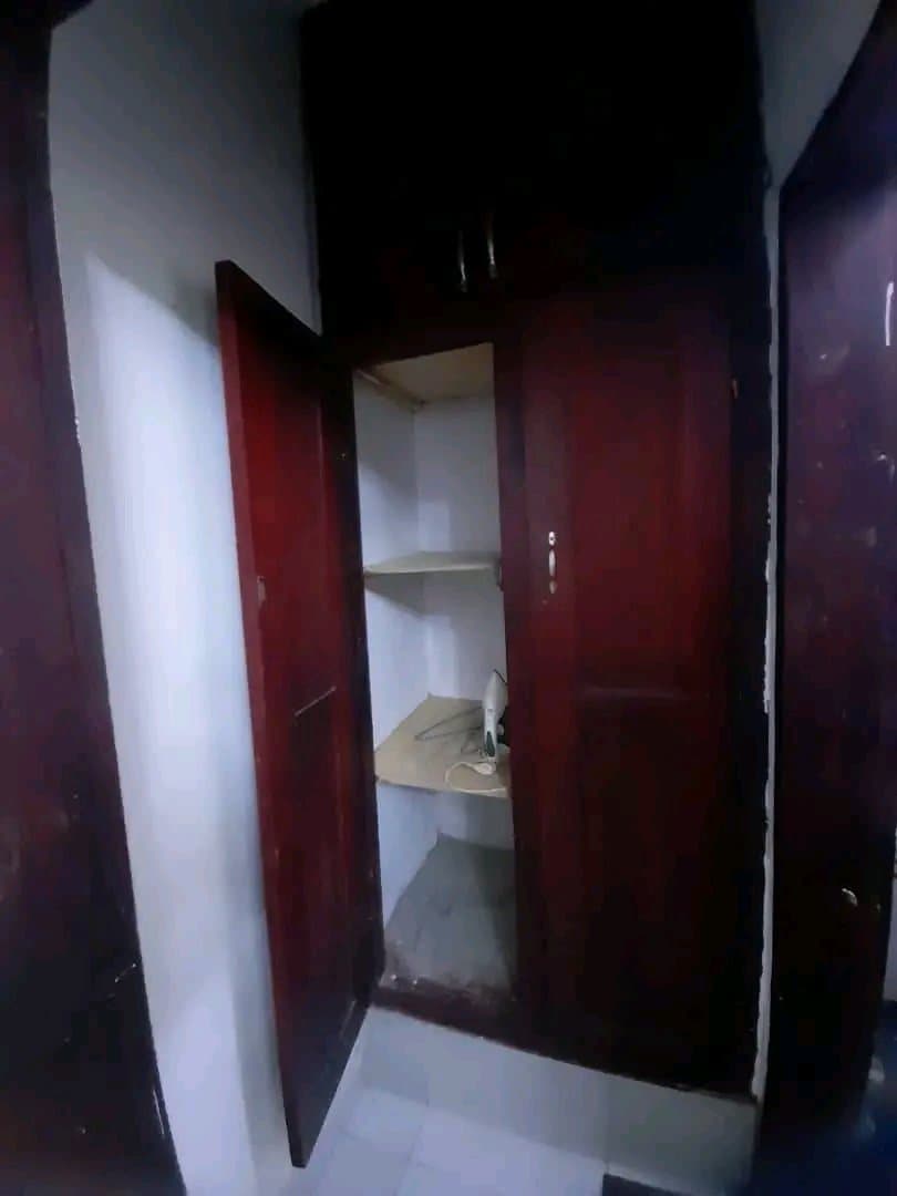 Chambre Propre Climatisée - Bon Rapport Qualité/Prix Yaoundé 8