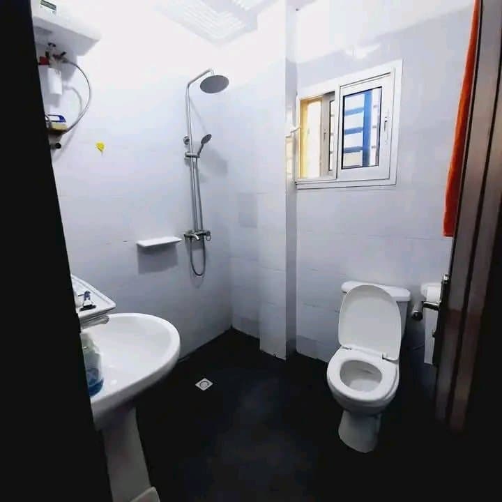 Studio Propre Climatisé + WiFi - Prix Doux Yaoundé 7