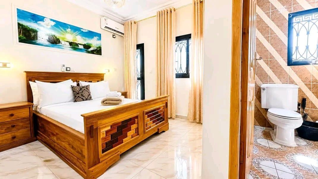 Villa Meublée 3 Chambres + Cour + Parking - Prix Doux kribi 6